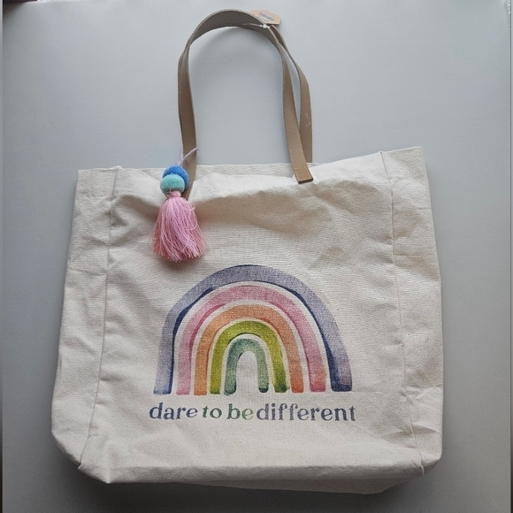 NWT iDesign by Ilene Segal Canvas Pompom Tote Dare To Be Different - Picture 1 of 5